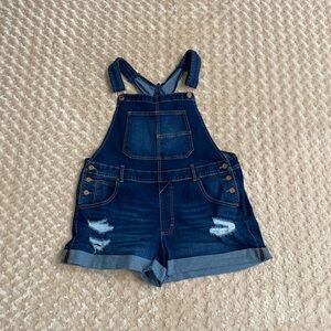 Denim shortalls Women XL No Boundaries featuring a ripped design